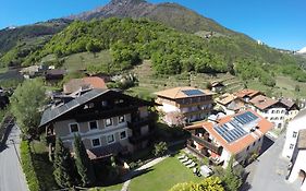 Ferienwohnungen St Hippolyt mit Hallenbad